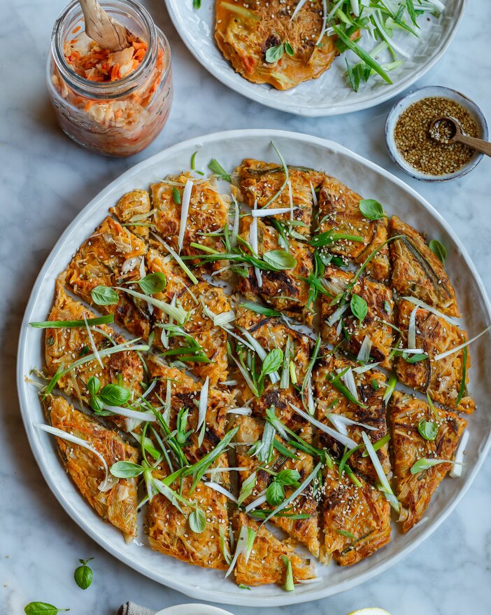 Kimchi Pancakes mit Sesam-Dip - SONNENTOR.com